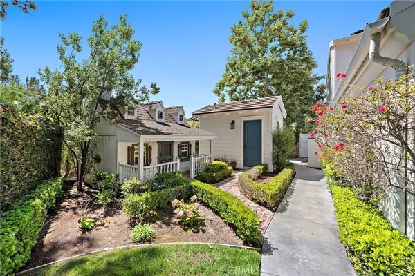 20 Kelly LN, Ladera Ranch, CA 92694