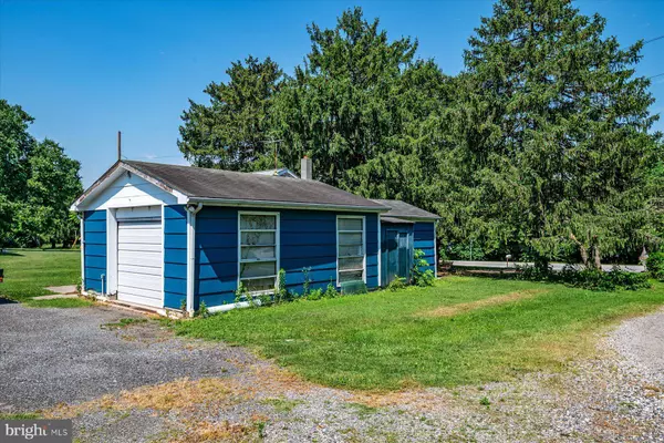 9917 BIRD RIVER RD, Middle River, MD 21220