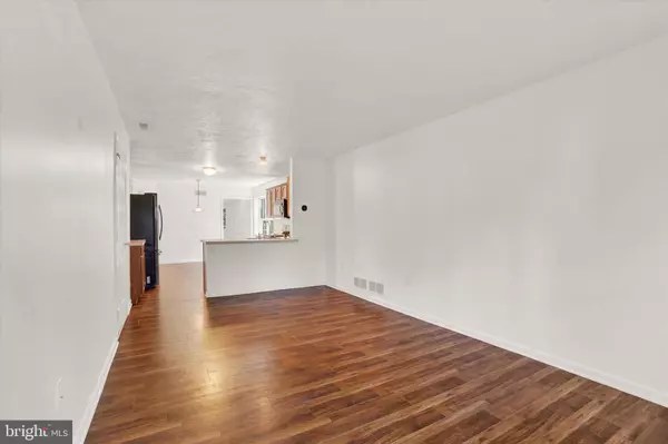 117 SILVER SCREEN DR, York, PA 17402