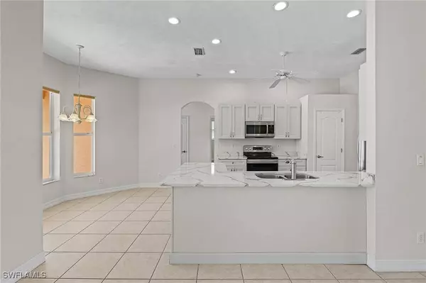 242 SW 45th ST, Cape Coral, FL 33914