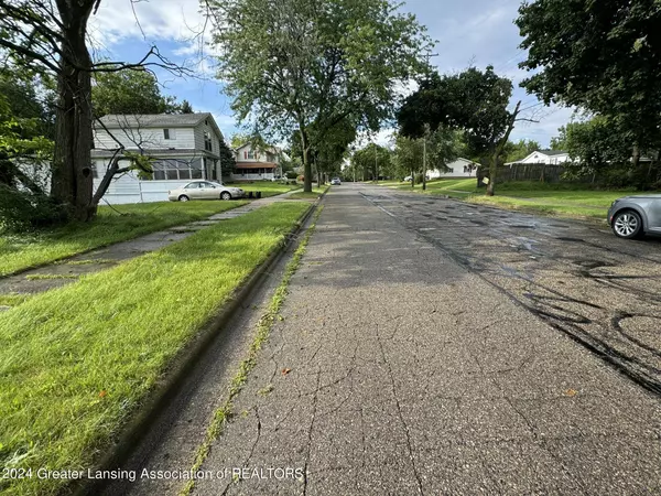 956 958 Russell Street, Jackson, MI 49203, Jackson, MI 49203