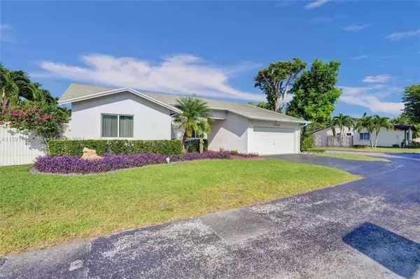 10258 SW 145th Ct, Miami, FL 33186