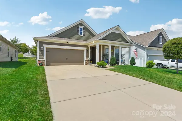 757 Altamonte DR, Lake Wylie, SC 29710