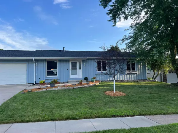 13780 Hanover WAY, Apple Valley, MN 55124