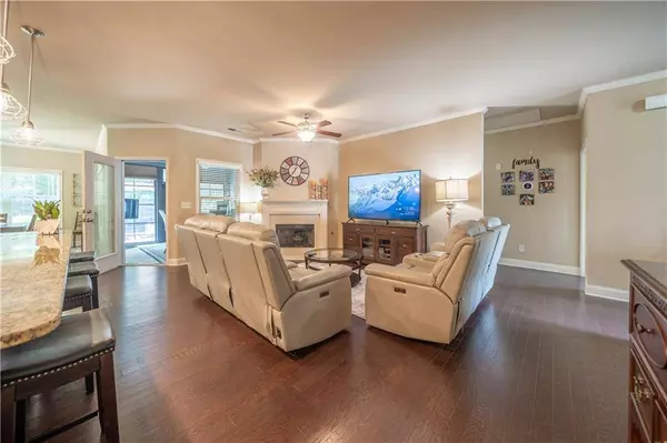 443 Hawthorne Ridge CIR, Dallas, GA 30132