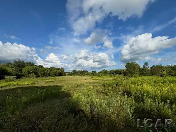 9144 Warner Road, Saline, MI 48176