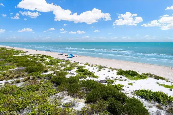 805 E Gulf DR #D-2, Sanibel, FL 33957