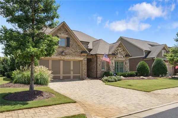 2040 Creekstone Point DR, Cumming, GA 30041