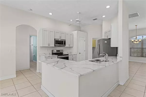 242 SW 45th ST, Cape Coral, FL 33914