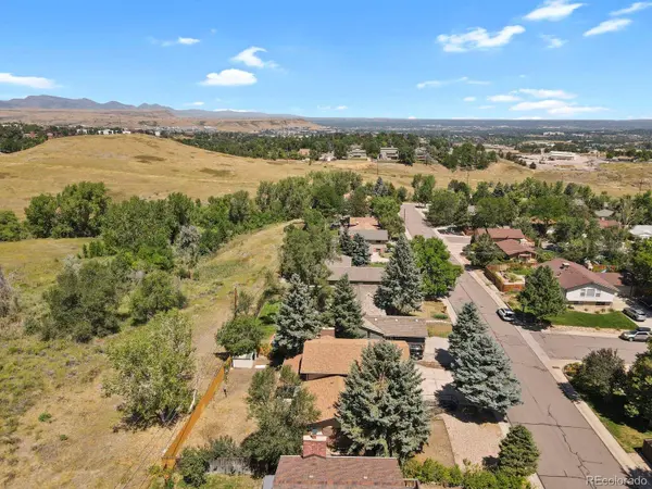 523 S Devinney ST, Lakewood, CO 80228