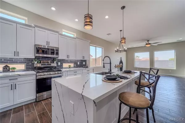 1821 E Desert Bloom DR, Mohave Valley, AZ 86440