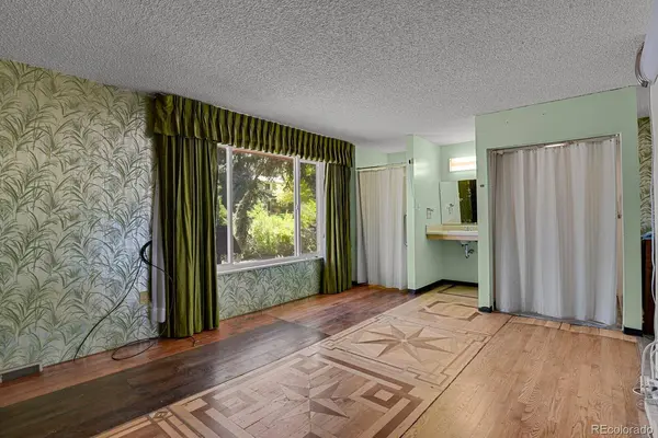 523 S Devinney ST, Lakewood, CO 80228