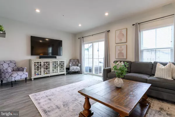 1504 AUTHORS ALY, Romansville, PA 19320