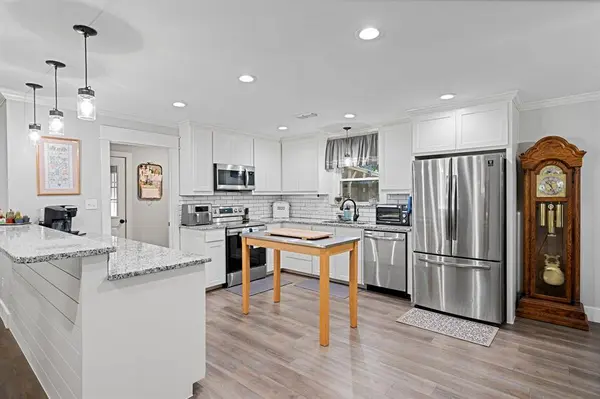 101 N Prairie Street, Pilot Point, TX 76258