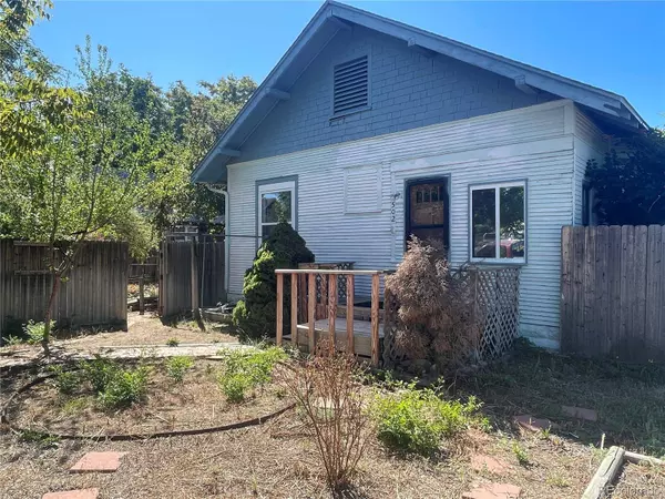 1502 E 9th ST, Pueblo, CO 81001