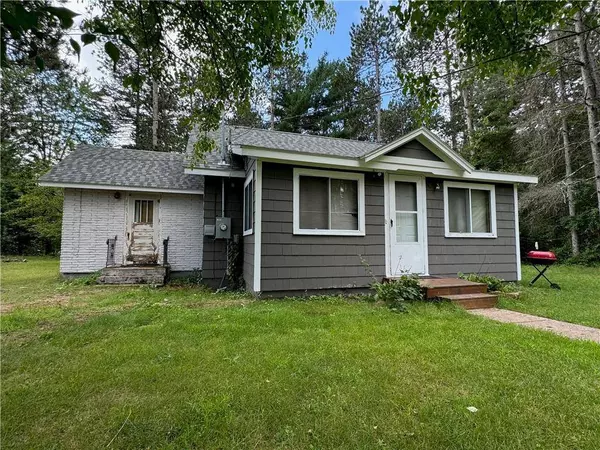 10039 State Hwy 27, Hayward, WI 54843