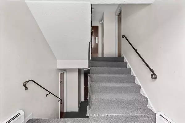 655 W Lowell Ave #17, Haverhill, MA 01832