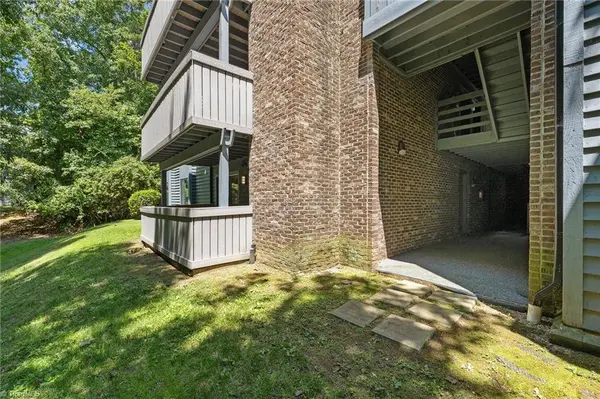 2865 Treestead CIR, Greensboro, NC 27410