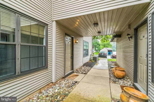 243 SASSAFRAS CT, Warrington, PA 18976