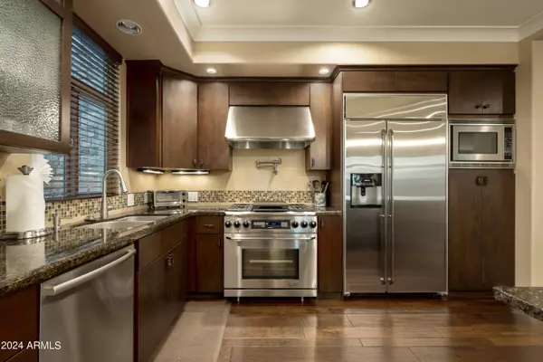 4909 N WOODMERE FAIRWAY -- #1012, Scottsdale, AZ 85251