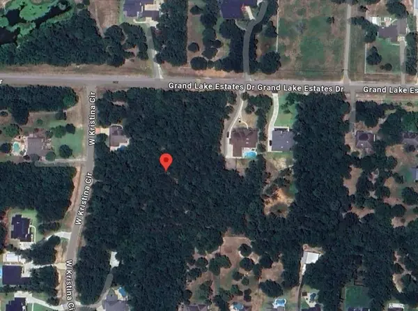 8986 Grand Lake Estates DR, Montgomery, TX 77316