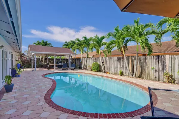 10258 SW 145th Ct, Miami, FL 33186