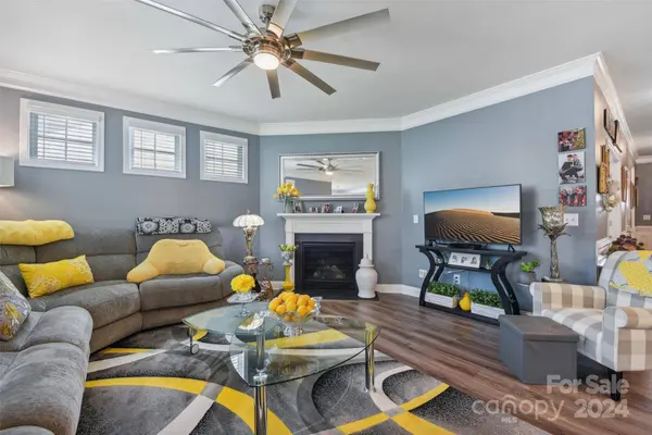 757 Altamonte DR, Lake Wylie, SC 29710