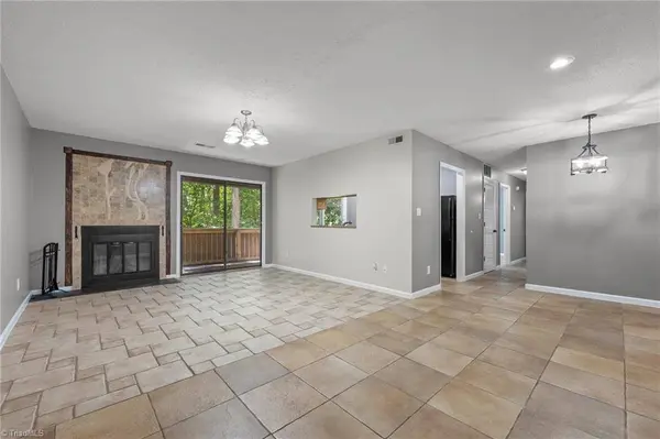 2865 Treestead CIR, Greensboro, NC 27410