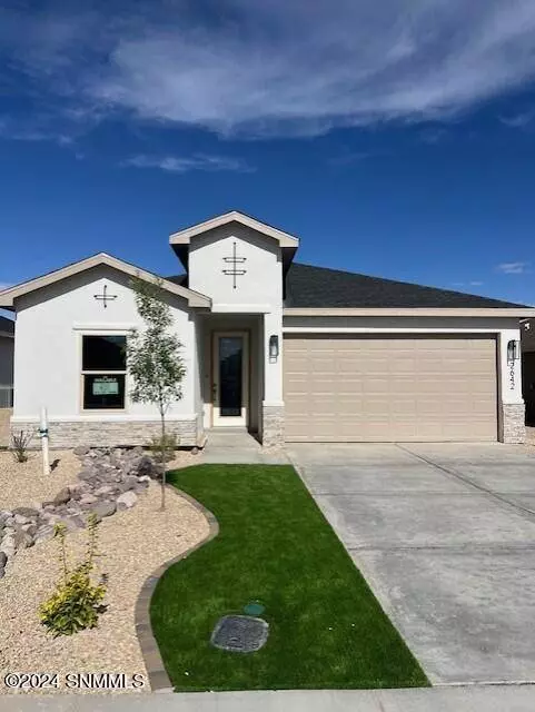 2055 Torreon RD, Las Cruces, NM 88012