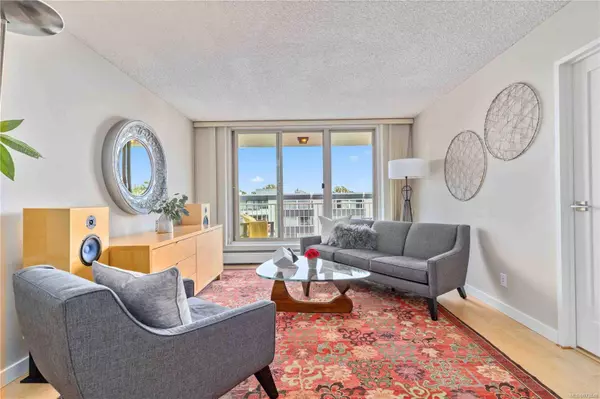 1148 Goodwin St #404, Oak Bay, BC V8S 5H2