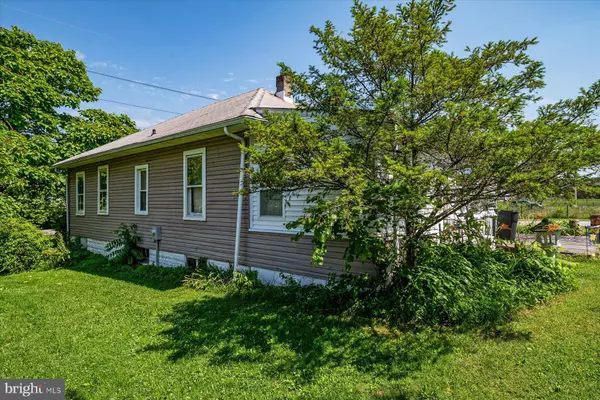 9917 BIRD RIVER RD, Middle River, MD 21220