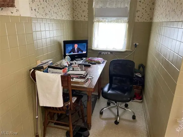 237 Hager ST, Hubbard, OH 44425