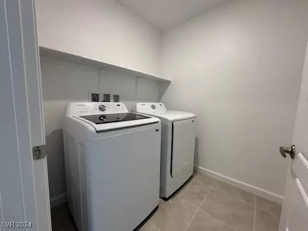 3497 Golden Chariot Avenue, Las Vegas, NV 89106