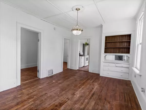 2550 N Vel R Phillips Ave, Milwaukee, WI 53212