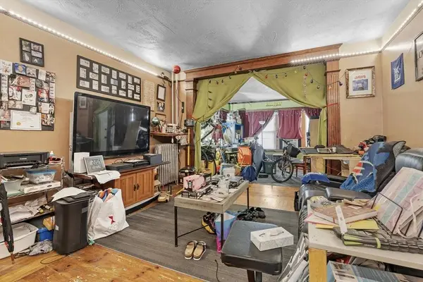 187 Mechanic St, Leominster, MA 01453