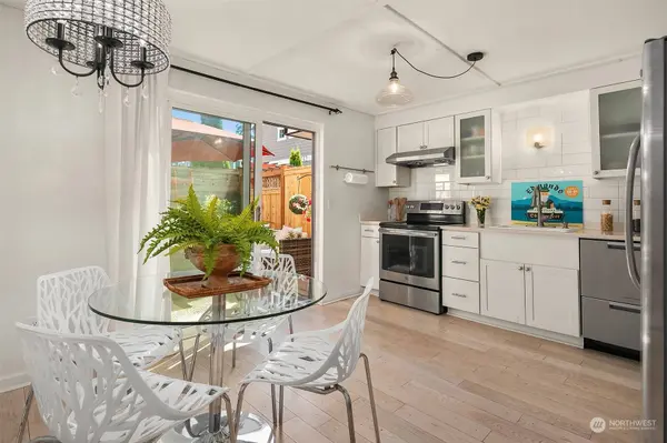 20714 76th AVE W #3, Edmonds, WA 98026