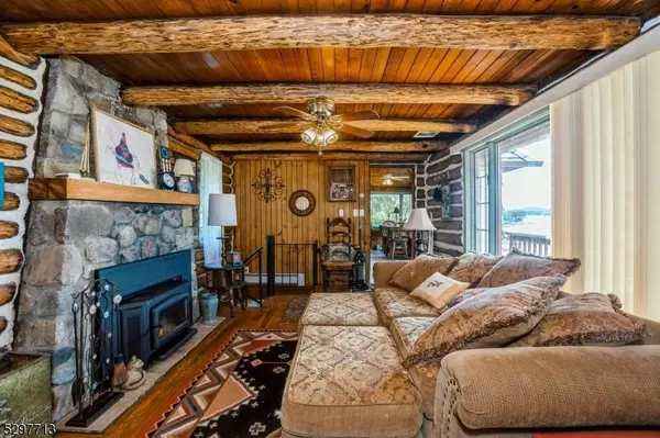 137 E Shore Trl, Sparta Twp., NJ 07871