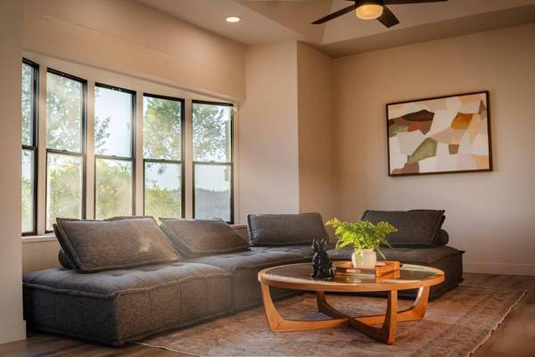 1000 Champagne LN, Placerville, CA 95667