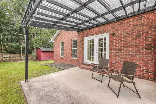 346 Camelot Dr, Goose Creek, SC 29445