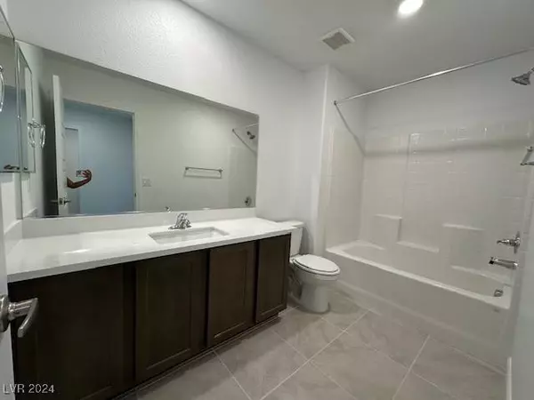 3497 Golden Chariot Avenue, Las Vegas, NV 89106