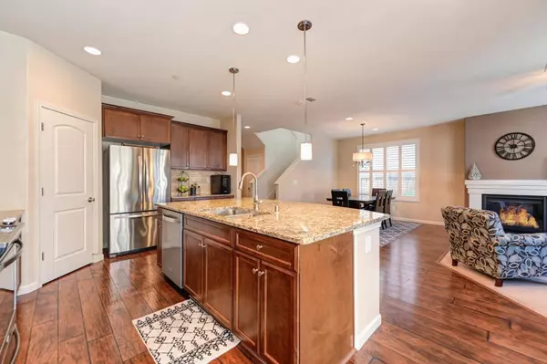 2357 Castle Pines WAY, Roseville, CA 95747