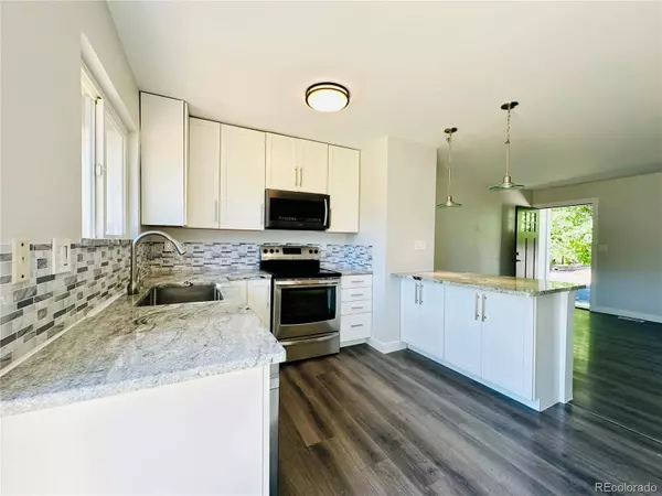 1620 S Laredo CT, Aurora, CO 80017