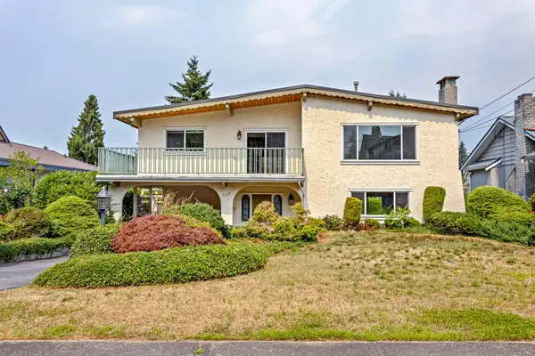 885 Cornell Ave, Coquitlam, BC V3J 2Z4