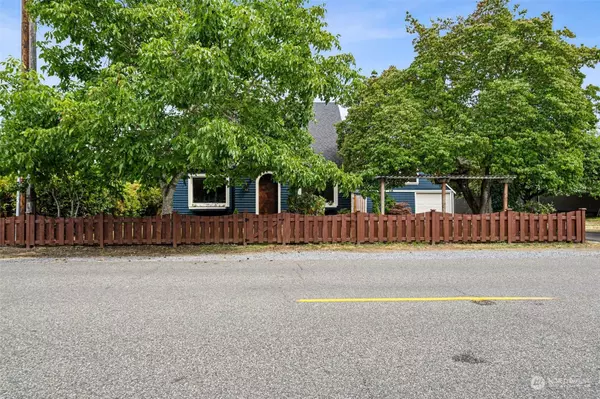 919 21st ST SE, Puyallup, WA 98372