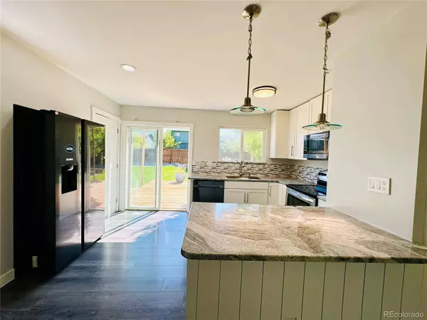 1620 S Laredo CT, Aurora, CO 80017