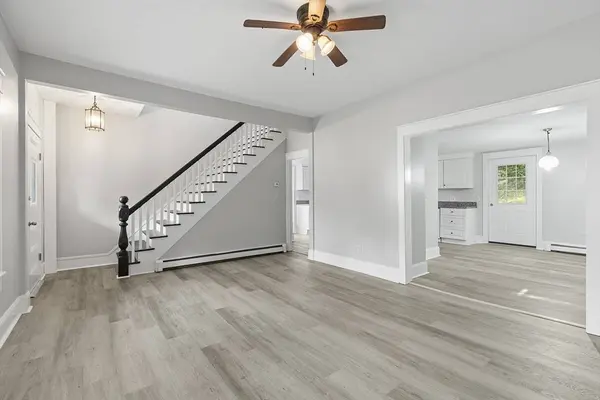 685 Hapgood St, Athol, MA 01331