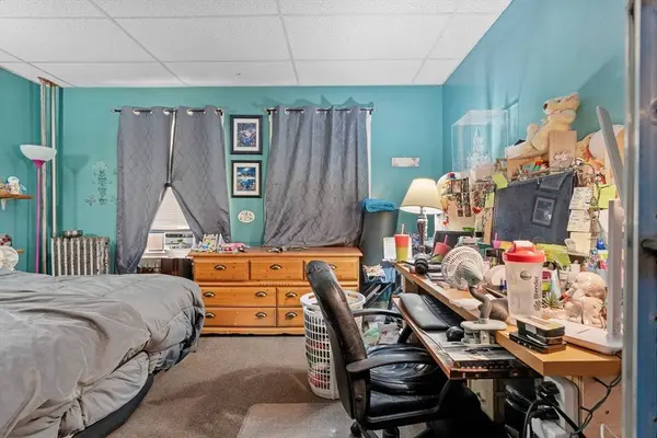 187 Mechanic St, Leominster, MA 01453