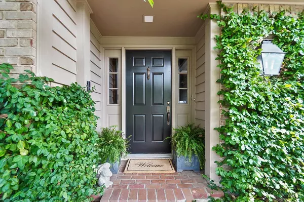 729 Grants Trl, Washington Twp, OH 45459