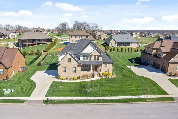 207 Manscoe Pl, Clarksville, TN 37043