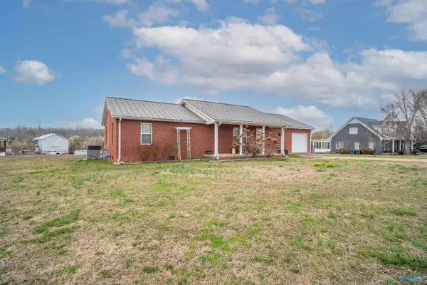 14801 Alabama Highway 20, Florence, AL 35633